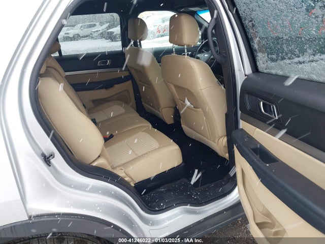 1FM5K7B88HGB16637 Ford Explorer