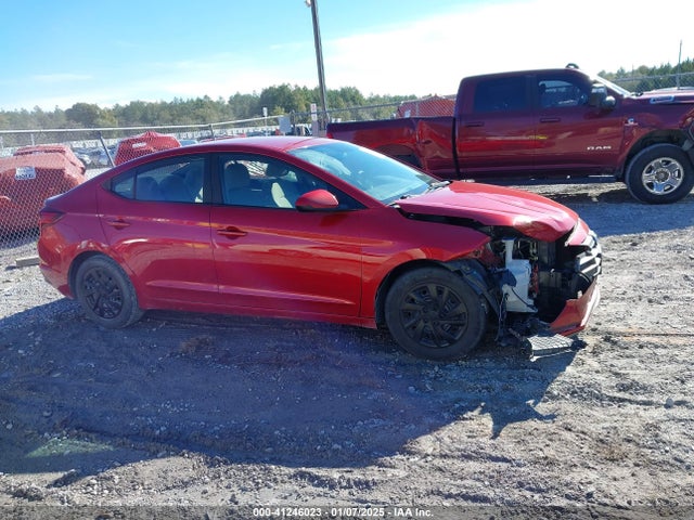 Hyundai ELANTRA SE 2019 5NPD74LF3KH464121 Image 13
