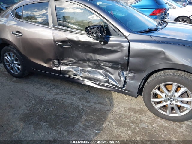 3MZBN1U72JM203846 Mazda Mazda3 Sport
