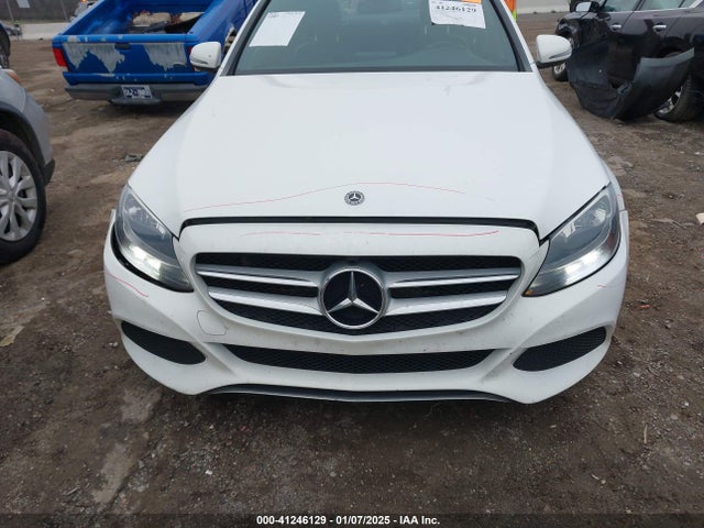 55SWF4JB8JU243959 Mercedes-Benz C 300