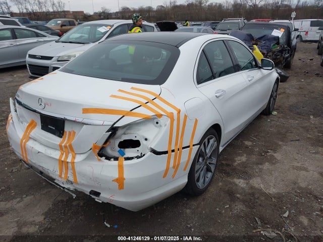 55SWF4JB8JU243959 Mercedes-Benz C 300