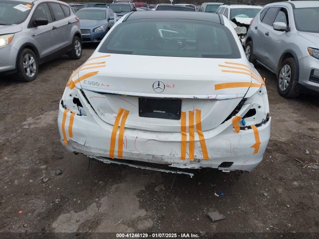 55SWF4JB8JU243959 Mercedes-Benz C 300