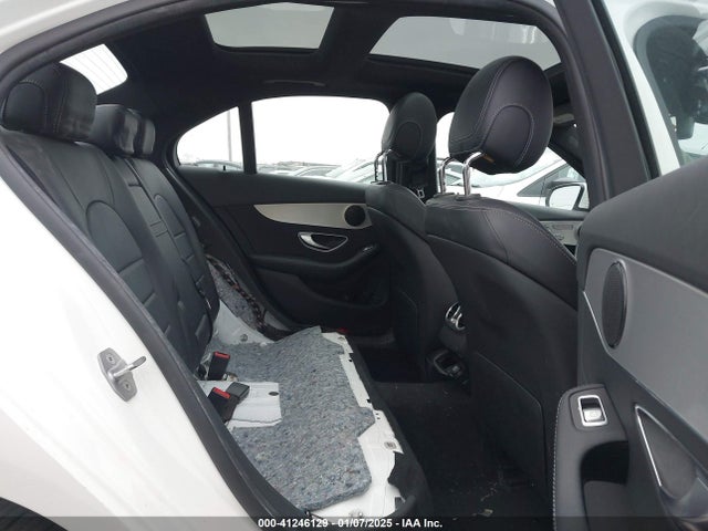 55SWF4JB8JU243959 Mercedes-Benz C 300