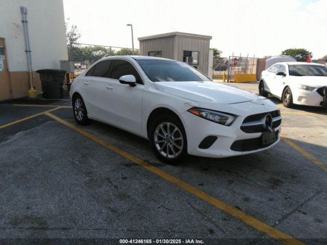 WDD3G4EB5KW024620 auction archive image