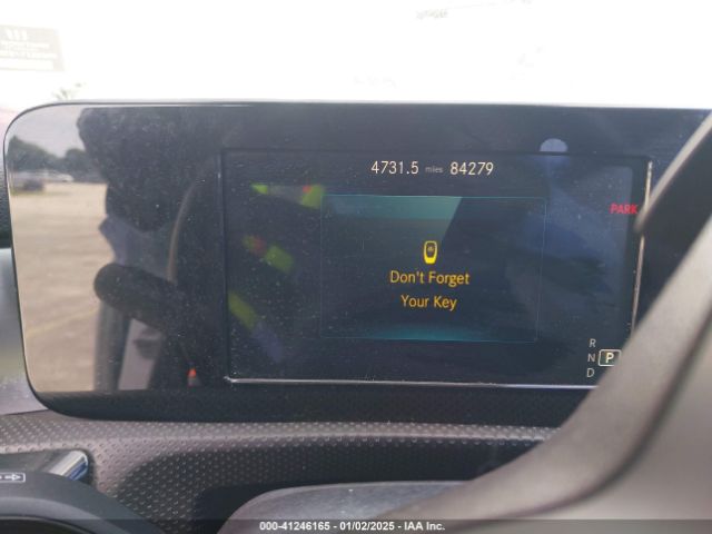 WDD3G4EB5KW024620 Mercedes-Benz A 220