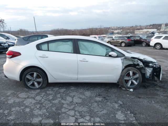 3KPFL4A74JE190592 KIA FORTE LX