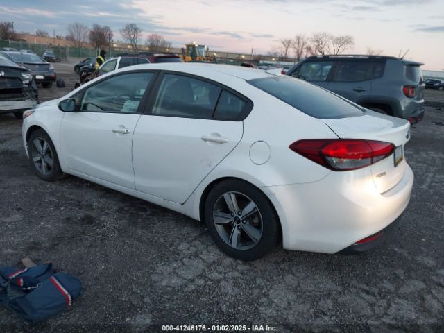 3KPFL4A74JE190592 KIA FORTE LX