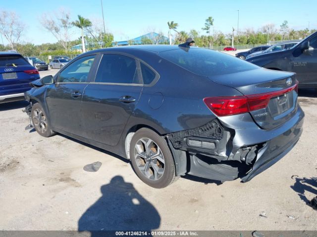 3KPF24AD2KE112273 KIA Forte Lxs