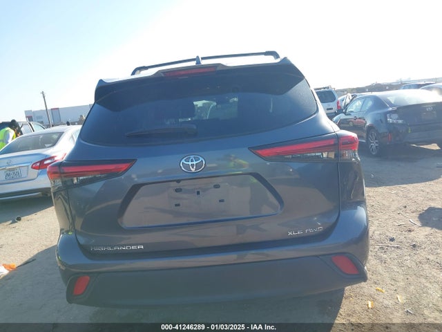 5TDGZRBH7MS540086 Toyota Highlander Xle