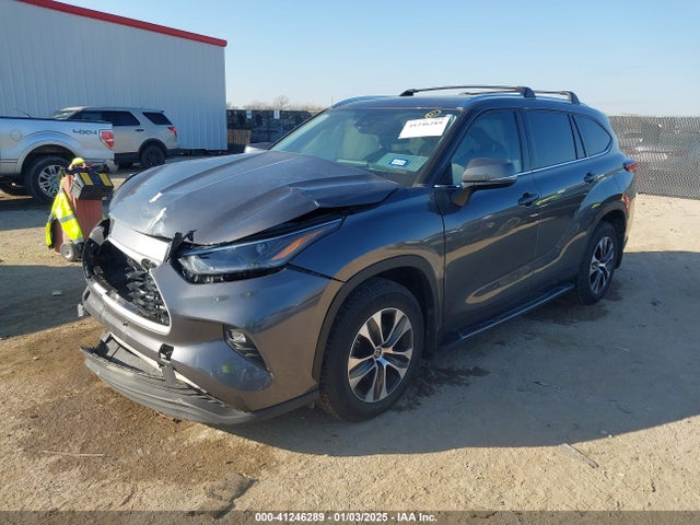 5TDGZRBH7MS540086 Toyota Highlander Xle