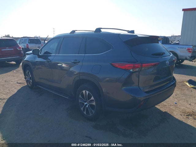 5TDGZRBH7MS540086 Toyota Highlander Xle