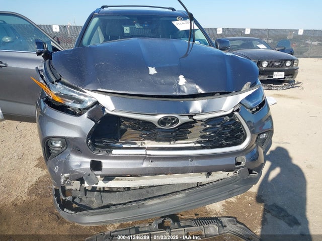 5TDGZRBH7MS540086 Toyota Highlander Xle