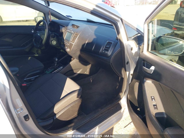 KIA FORTE LX 2018 3KPFL4A76JE259721 Image 5