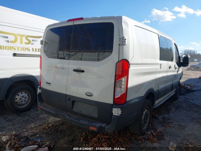 1FTYR1ZG3HKA51703 Ford Transit-250