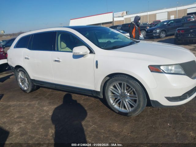 2LMHJ5AT9EBL52165 Lincoln MKT