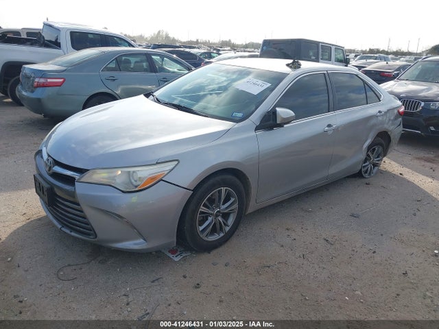 Toyota CAMRY LE 2016 4T4BF1FK9GR529621 Image 2