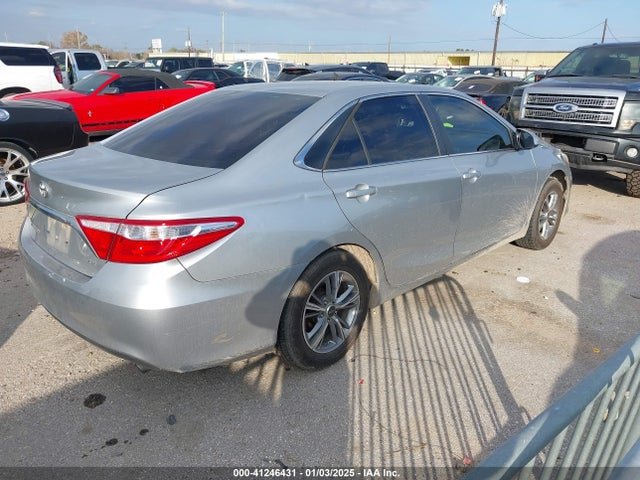 Toyota CAMRY LE 2016 4T4BF1FK9GR529621 Image 4