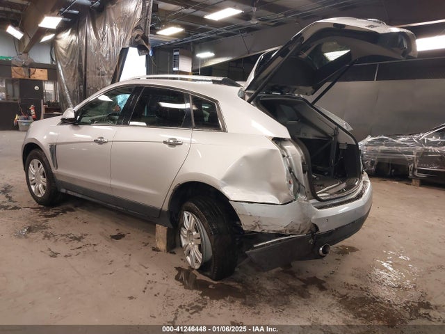 2016 CADILLAC SRX 3GYFNEE33GS572320 Photo 2