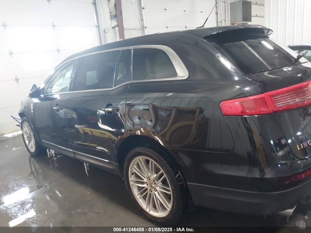 Lincoln Mkt Reserve 2019 2LMHJ5AT6KBL00214 Image 15