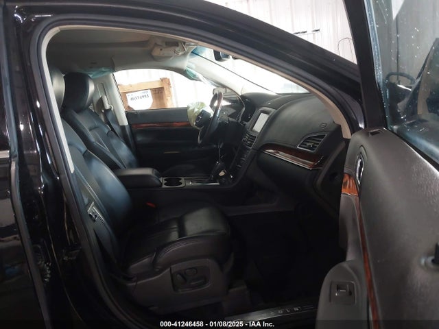 Lincoln Mkt Reserve 2019 2LMHJ5AT6KBL00214 Image 5