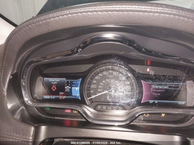 Lincoln Mkt Reserve 2019 2LMHJ5AT6KBL00214 Image 7