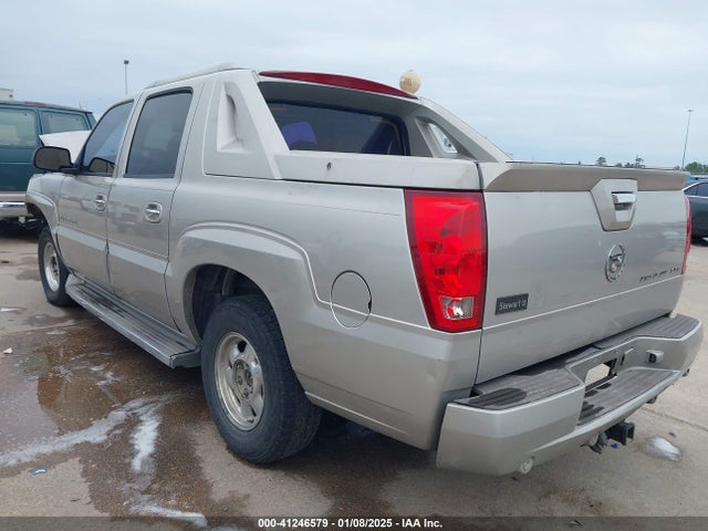 2005 CADILLAC ESCALADE EXT 3GYEK62N75G182188 Photo 2