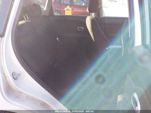 KNDJN2A25G7315816 KIA Soul