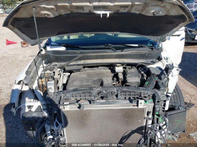 5N1DR2MN3KC615826 Nissan Pathfinder Sl