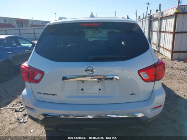 5N1DR2MN3KC615826 Nissan Pathfinder Sl
