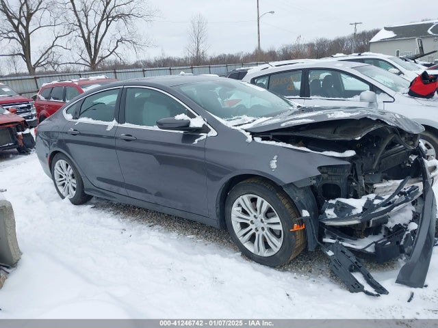 Chrysler 200 Limited 2015 1C3CCCAG5FN605570 Image 14
