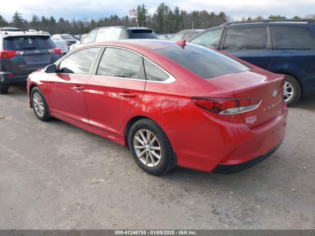2019 HYUNDAI SONATA 5NPE24AF5KH804794 Photo 2