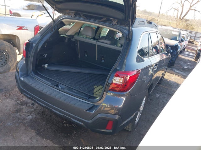 4S4BSADC2J3373825 Subaru Outback 2.5i Premium