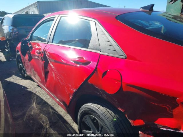 5NPLM4AG0NH070483 Hyundai ELANTRA SEL