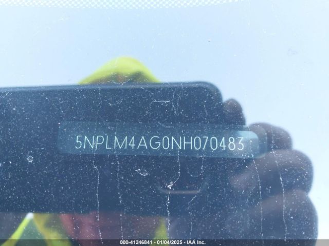 5NPLM4AG0NH070483 Hyundai ELANTRA SEL