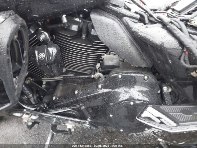 2020 HARLEY-DAVIDSON FLTRK 1HD1KZF13LB617340 Photo 8