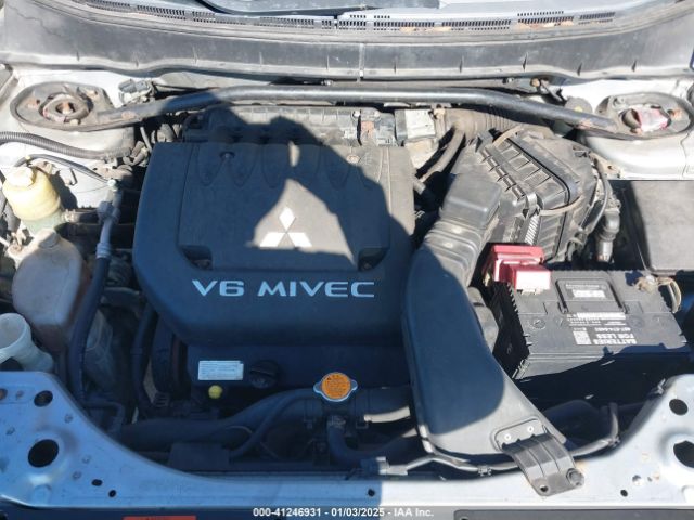 2007 MITSUBISHI OUTLANDER JA4MS31X07U001106 Photo 9