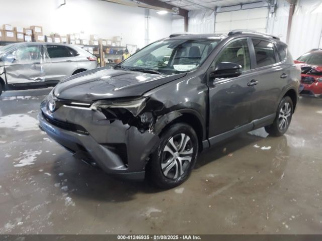 JTMZFREVXHJ111336 Toyota RAV4 LE