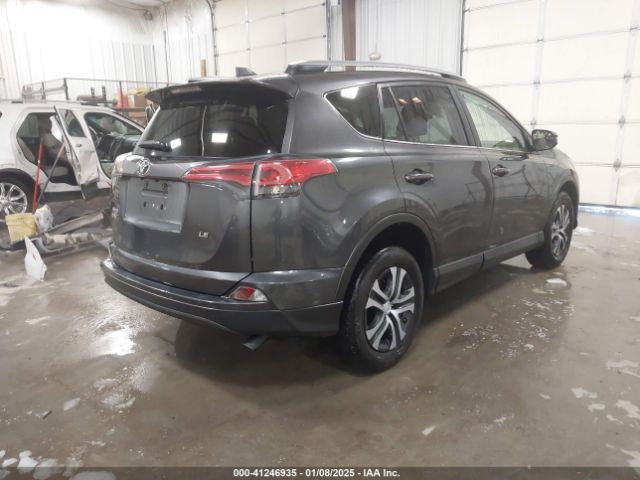 JTMZFREVXHJ111336 Toyota RAV4 LE