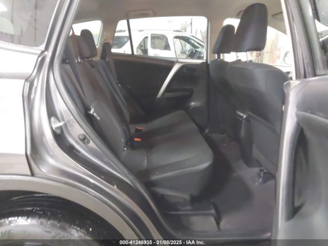 JTMZFREVXHJ111336 Toyota RAV4 LE