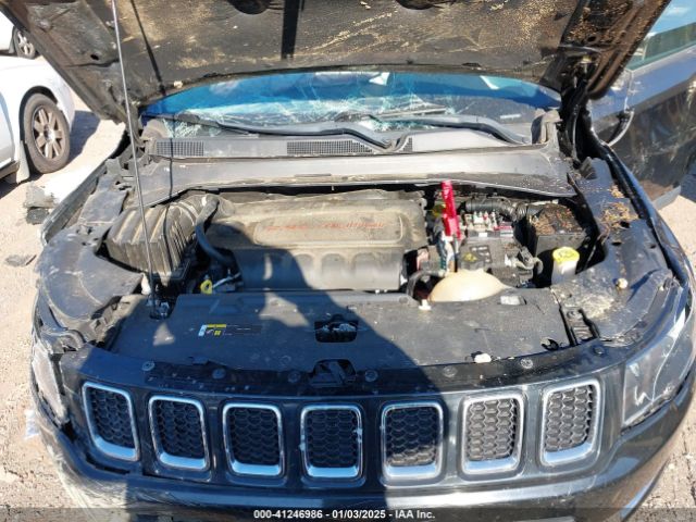 3C4NJDCB8KT650787 Jeep Compass Limited 4x4