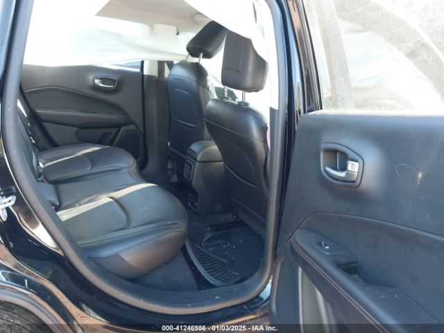 3C4NJDCB8KT650787 Jeep Compass Limited 4x4