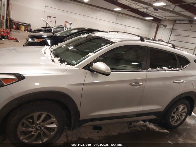 Hyundai TUCSON SE 2017 KM8J3CA45HU412557 Image 14
