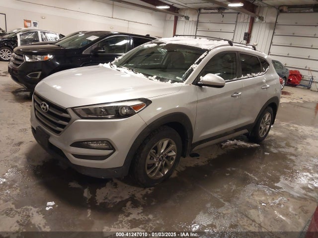 Hyundai TUCSON SE 2017 KM8J3CA45HU412557 Image 2
