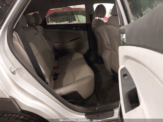 Hyundai TUCSON SE 2017 KM8J3CA45HU412557 Image 8