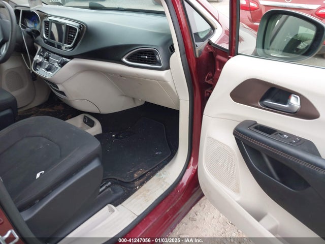 Chrysler PACIFICA L 2018 2C4RC1AG7JR113094 Image 5