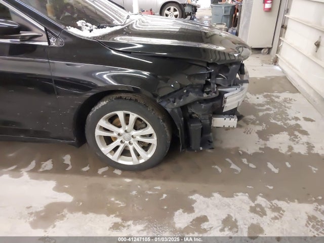 Chrysler 200 Limited 2015 1C3CCCAB9FN724632 Image 13