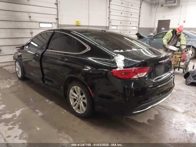 Chrysler 200 Limited 2015 1C3CCCAB9FN724632 Image 3