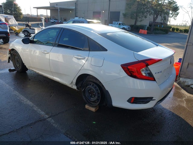 Honda Civic Lx 2019 2HGFC2F60KH572159 Image 3