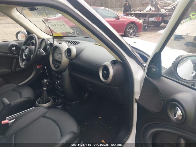 2011 MINI COOPER S COUNTRYMAN WMWZC3C57BWM25719 Photo 4
