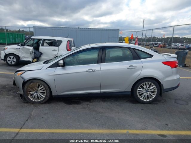 1FADP3J22HL208248 Ford Focus Titanium